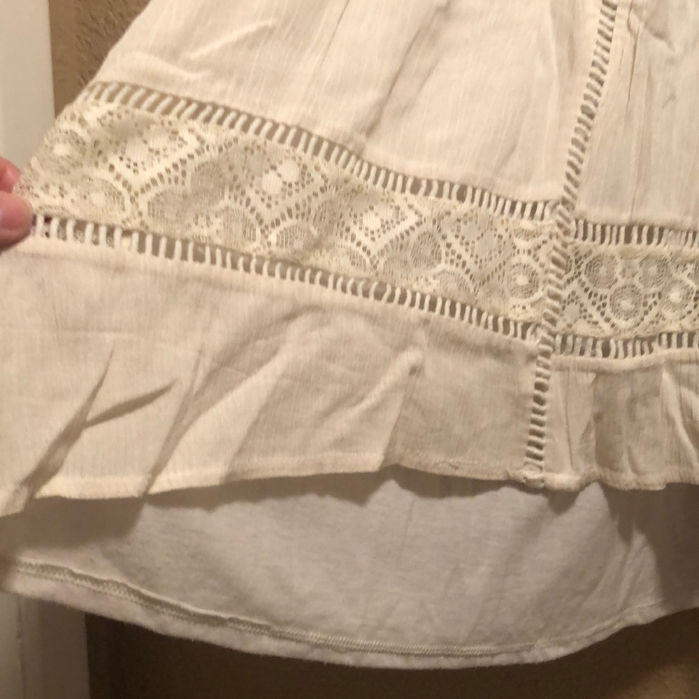 Gently worn Rue21 flowy top. Medium. Lace/crotchet design Ivory. - Picture 2 of 15